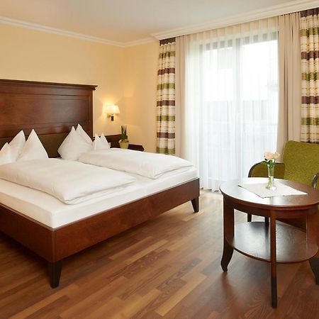 Hotel Zur Post Kötzting Екстериор снимка