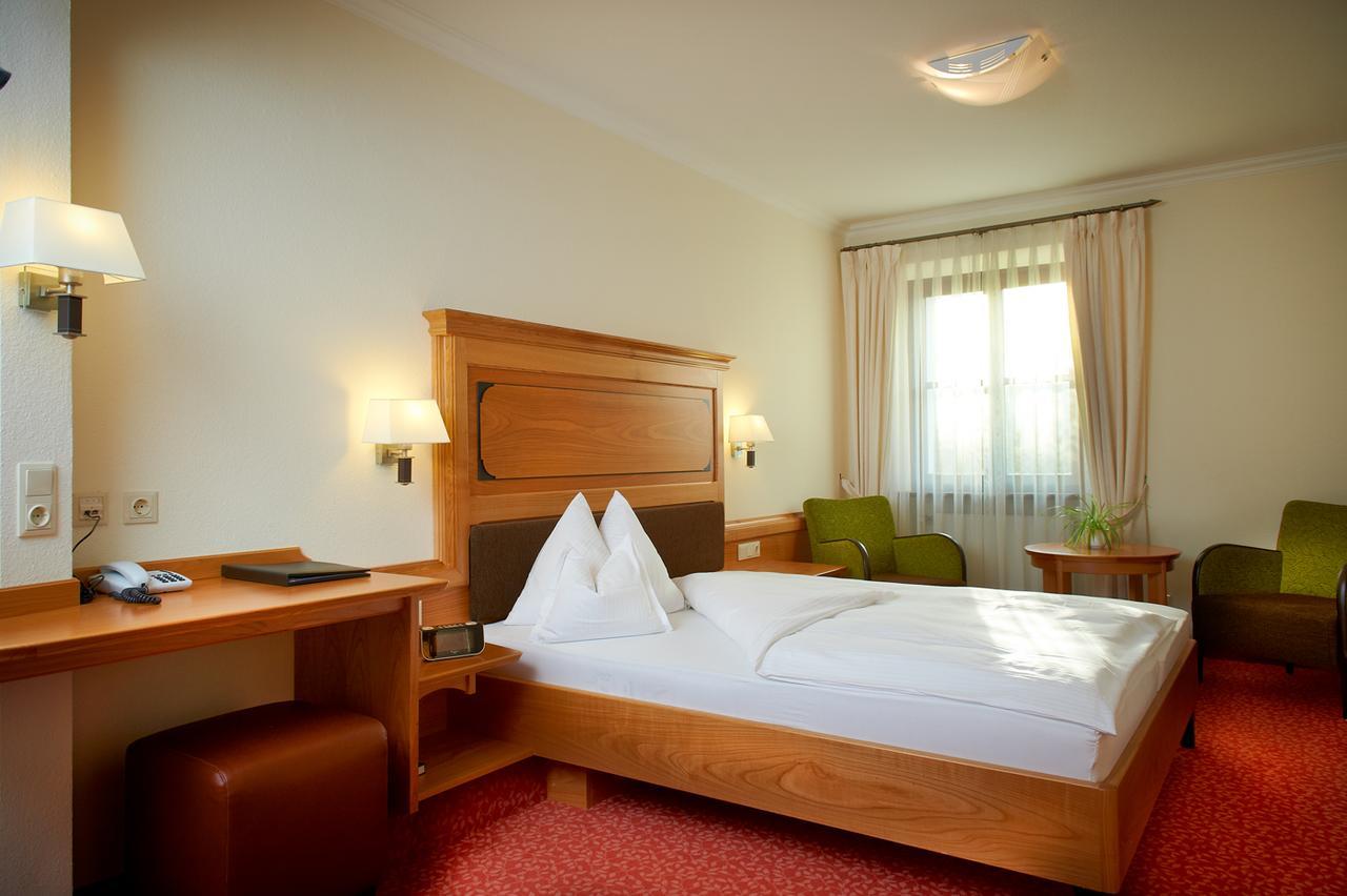 Hotel Zur Post Kötzting Екстериор снимка